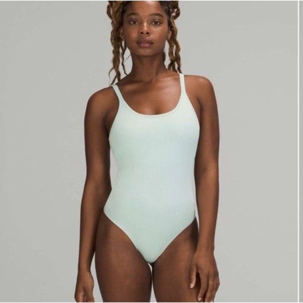 Lululemon Size 10 Ebb to Street Ribbed Bodysuit Mint Green NWOT
